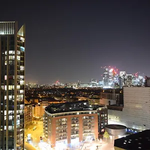 https://central-room-with-stunning-views.brighton-hotels-england.com
