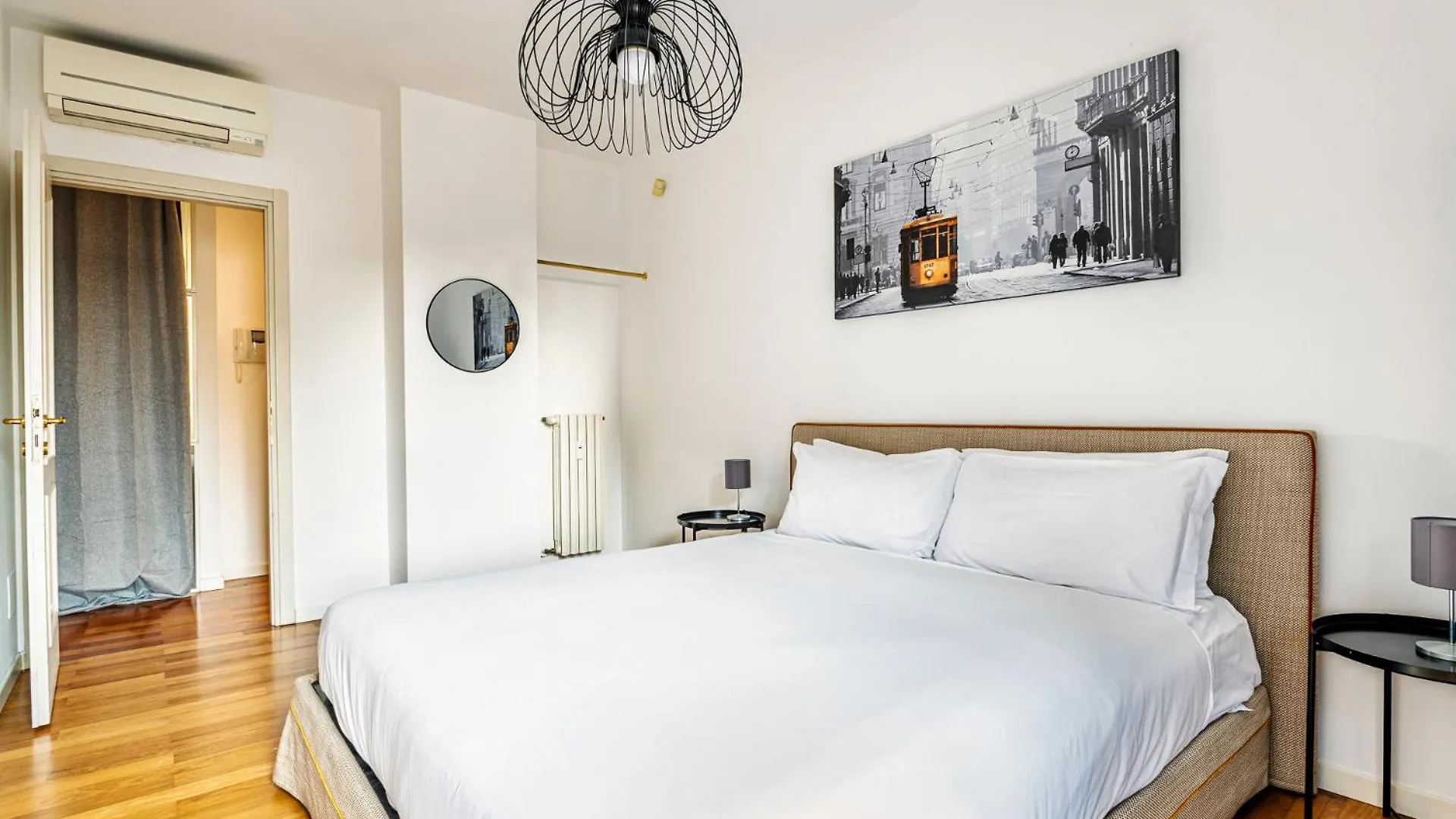 Elegant 2 Bedrooms Apartments Near Duomo Milan 0*,